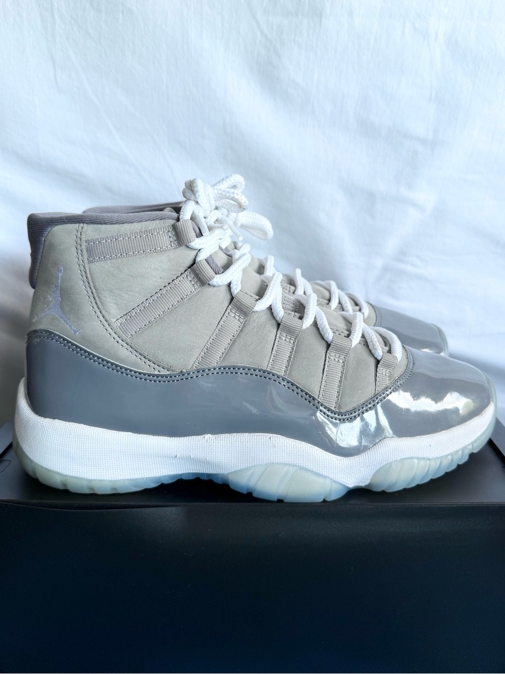 AUTHENTIC Jordan 11 Retro Cool Grey size 9 CT8012-005 2021 PRE-OWNED